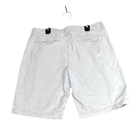Old Navy Lived In Straight Chino Shorts Mens 32 Gray Chino Casual Outdoors - Picture 3 of 14